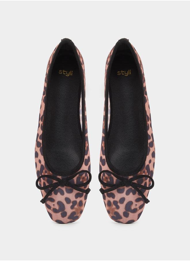 Animal Print Pointed Toe Ballerina