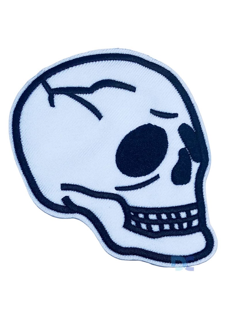 Daily Crafts Styles Pack of 2pc Skull and Hunting Badge Embroidered Patches Bright Vivid Colors Sew OnIron On Patch Applique for Clothes Dress Hat Jeans DIY Accessories