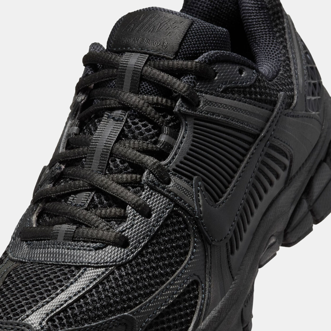 Kids' Vomero 5 Shoes