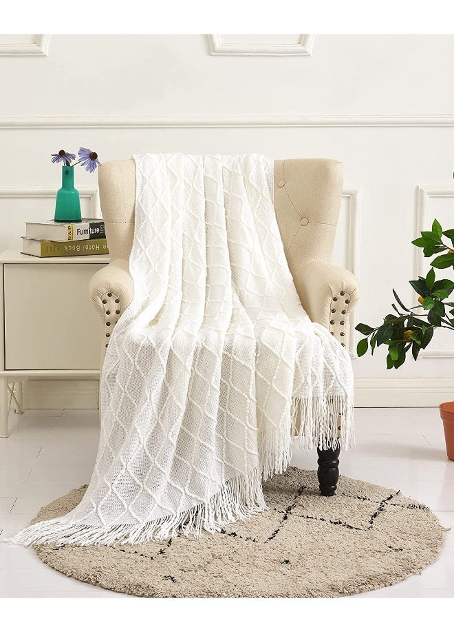 Cozy Knitted Decorative Blanket with Tassels for Sofa and Bed, Lightweight Diamond-Shaped Coverlet, Soft Nap Blanket in Beige (127x152cm) - Perfect for Home Decor.