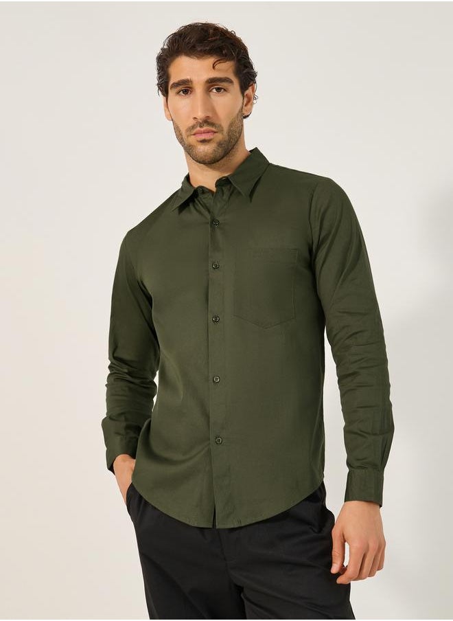 Sim Fit Chest Pocket Spread Collar Shirt