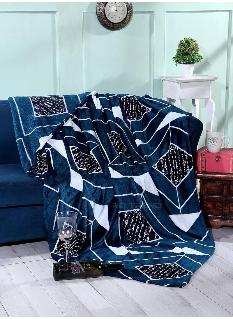 RD TREND Warm Flannel Throws for Sofa and Couch AC Blanket for Double Bed Size 90x100 inch228x254 cm Soft and Cozy Plush Flannel Blue Trangle Double 90X100 Inch