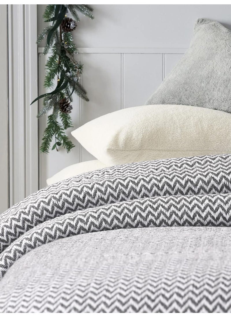 SASHAA WORLD Chevron Throw Blanket Handwoven with Fringes Throw for Living Room Bed XL Sofa Chair Grey Throw Blanket 170x250 cm Pack of 1
