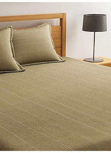SARAL HOME EASY LIVING Cotton Striped Queen Size Bedsheet With 2 Pillow Covers Beige 90X100250 Tc