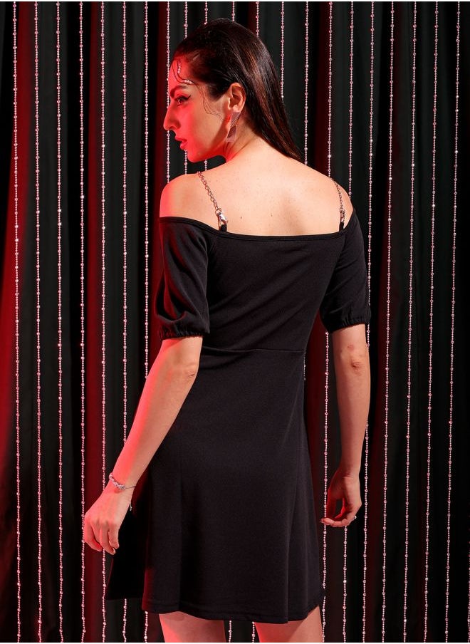 Women Regular Fit Party Wear Textured Skater Dress
