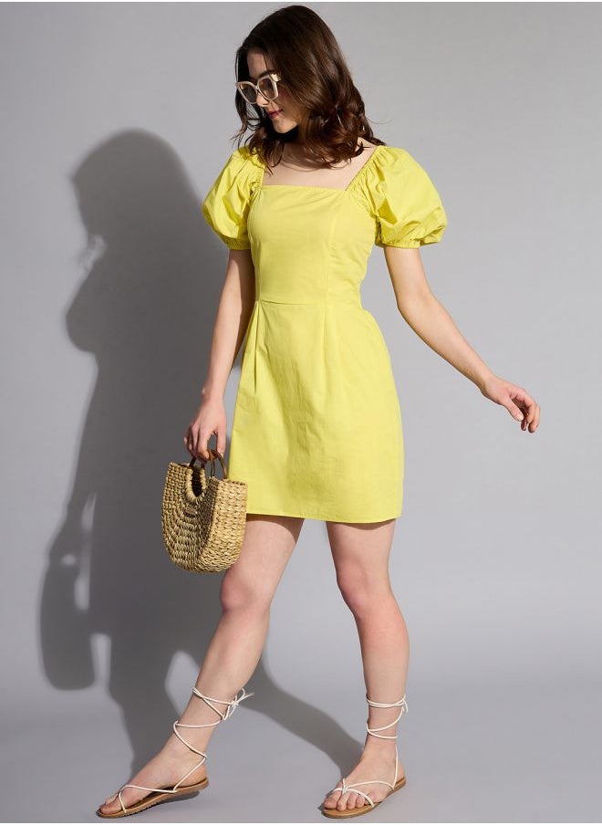 Women Regular Fit Casual Solid Shift Dress