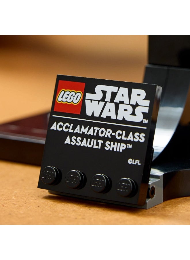 Star Wars 75404 Acclamator-Class Assault Ship, Collectible Starship Model Building Set with a Display Stand, Birthday Gift Idea for Teenage & Adult Fans of Attack of The Clones (450 pieces)