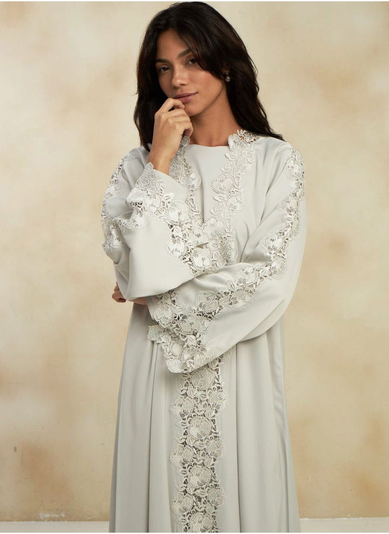 LUNAR ELEGANCE ABAYA