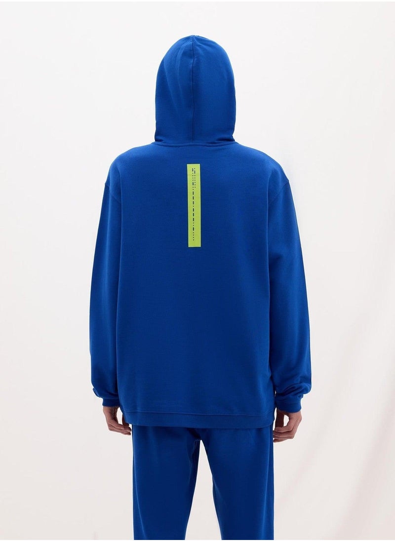 RELAXED HOODIE 001