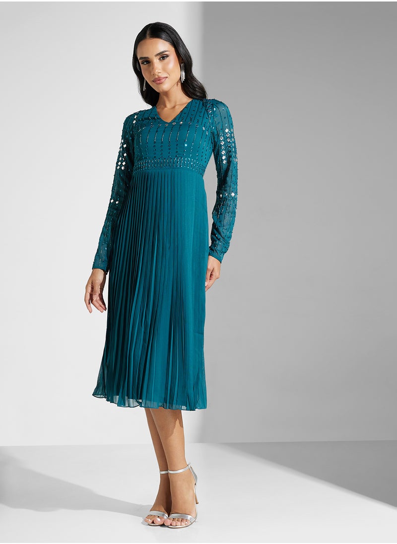 V-Neck Embellished Mesh Detailed Dress