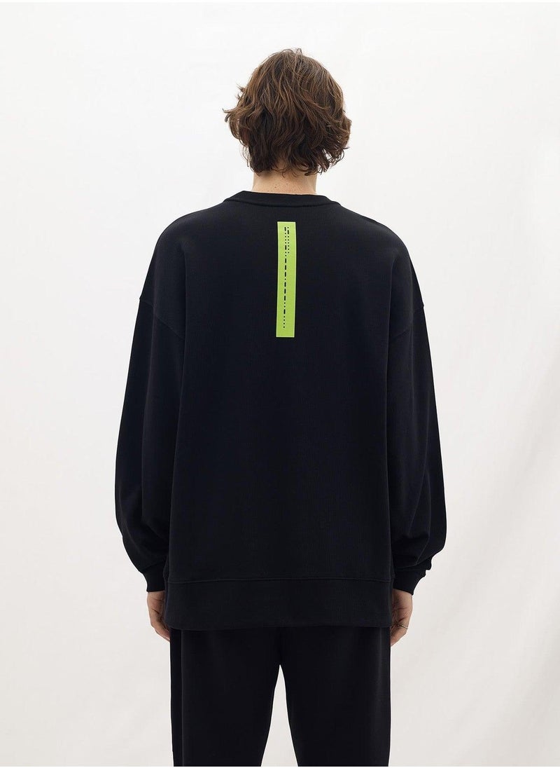 OVERSIZED SWEATSHIRT 008