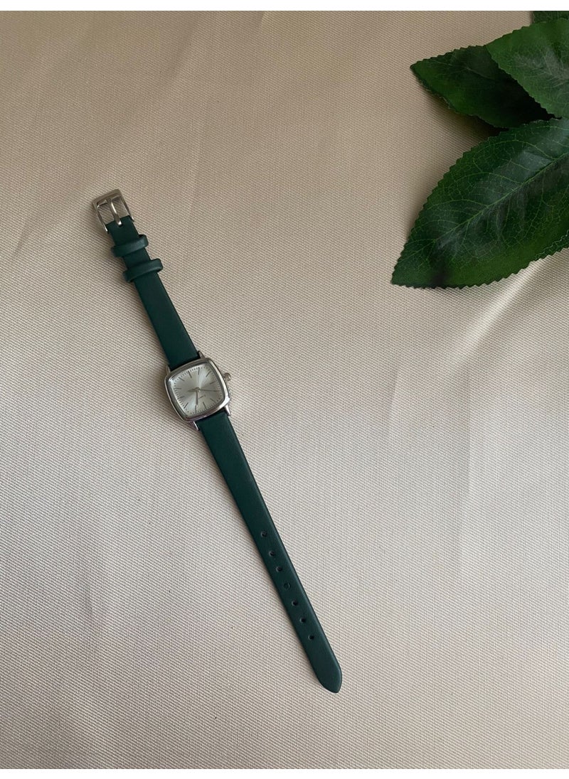 Retro Minimal Leather Band Women's Wristwatch