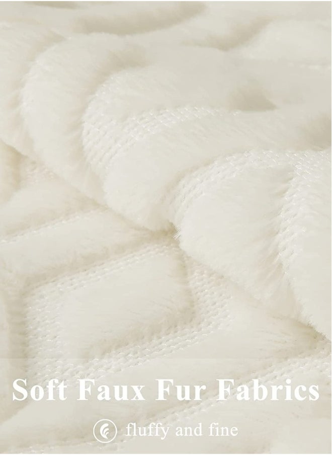 Soft Faux Fur Throw Pillow Covers, 16 x 16 Inch Plush Short Wool Velvet Decorative Pillow Covers, Couch Sofa Pillow Covers for Living Room with 3D Diamond Pattern (Set of 2, Cream White)