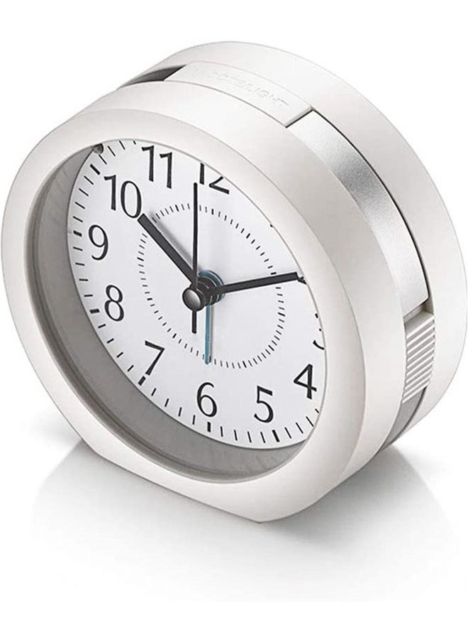 1 Piece Analog Alarm Clock 4 Inch Ultra Silent No Tick Small Clock with Snooze and Night Light Battery Powered Travel Alarm Clock
