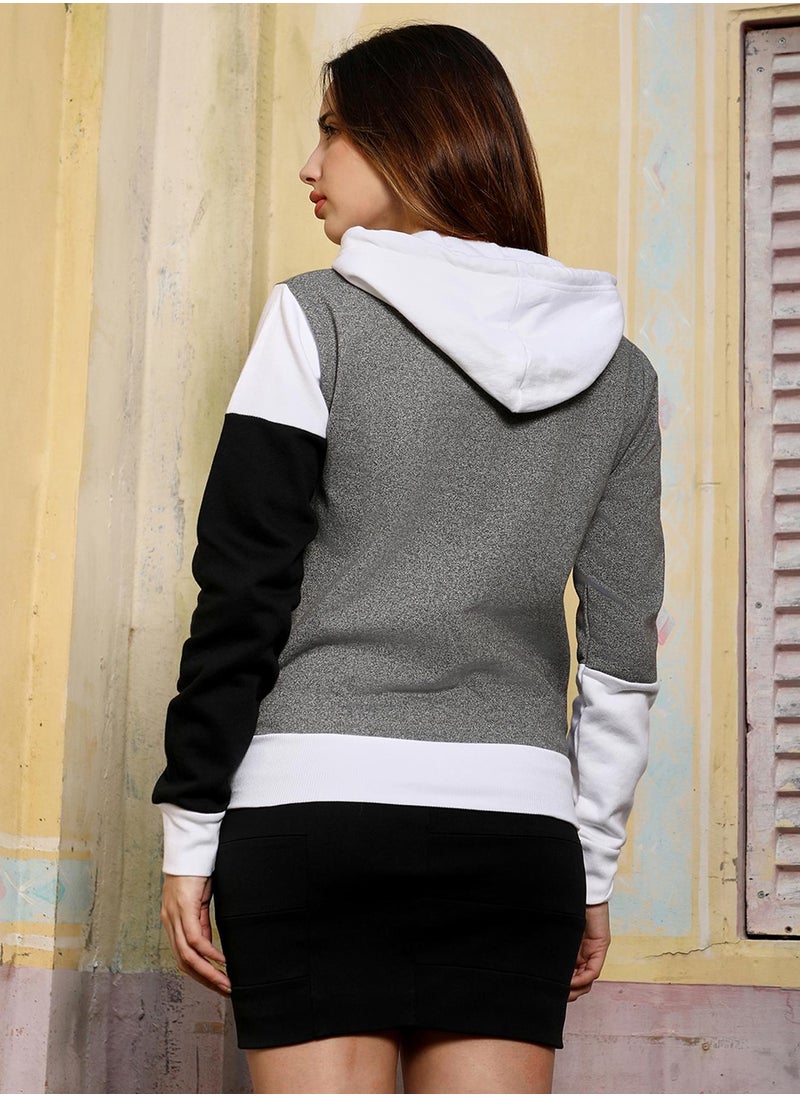 Women's Moon Grey & Chalk White Typo-Block Pulllover Hoodie