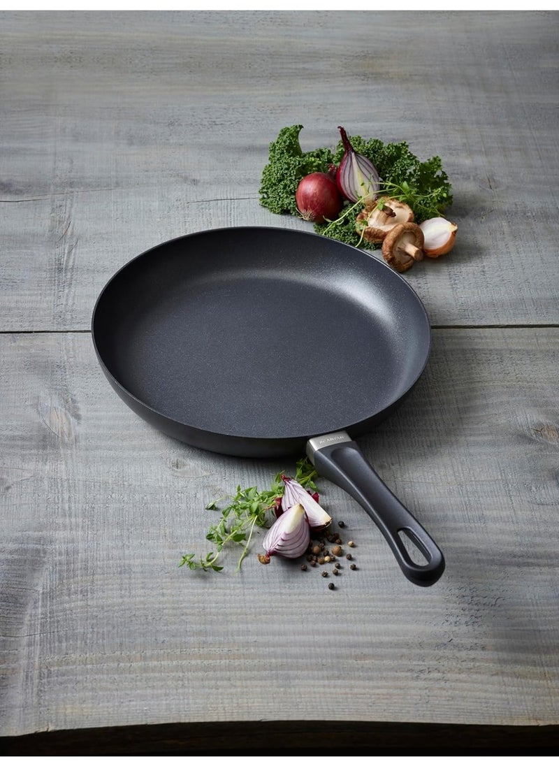 Scanpan Classic 9.5 Inch Fry Pan, Black