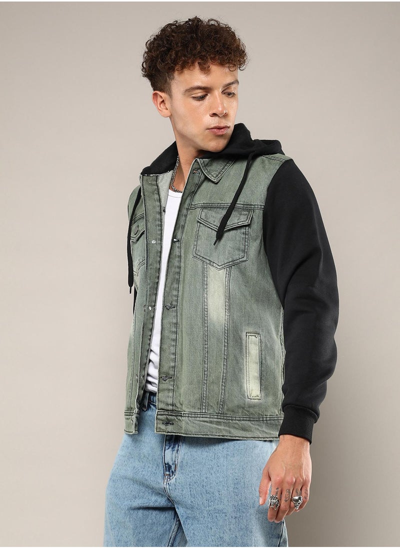 Men's Grey & Black Light-Wash Denim Jacket With Sweatshirt Sleeve