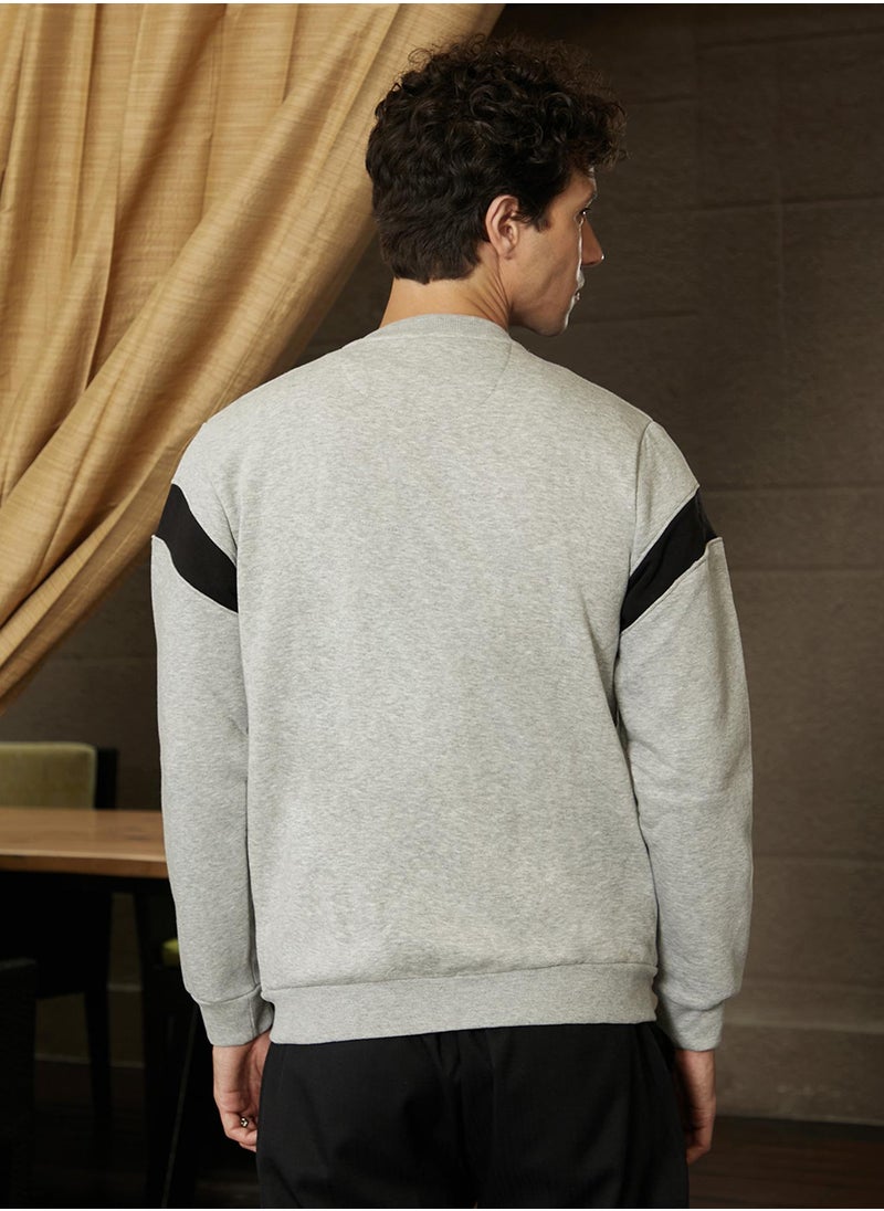 Men's Light Grey Zip-Front Jacket With Contrast Detail