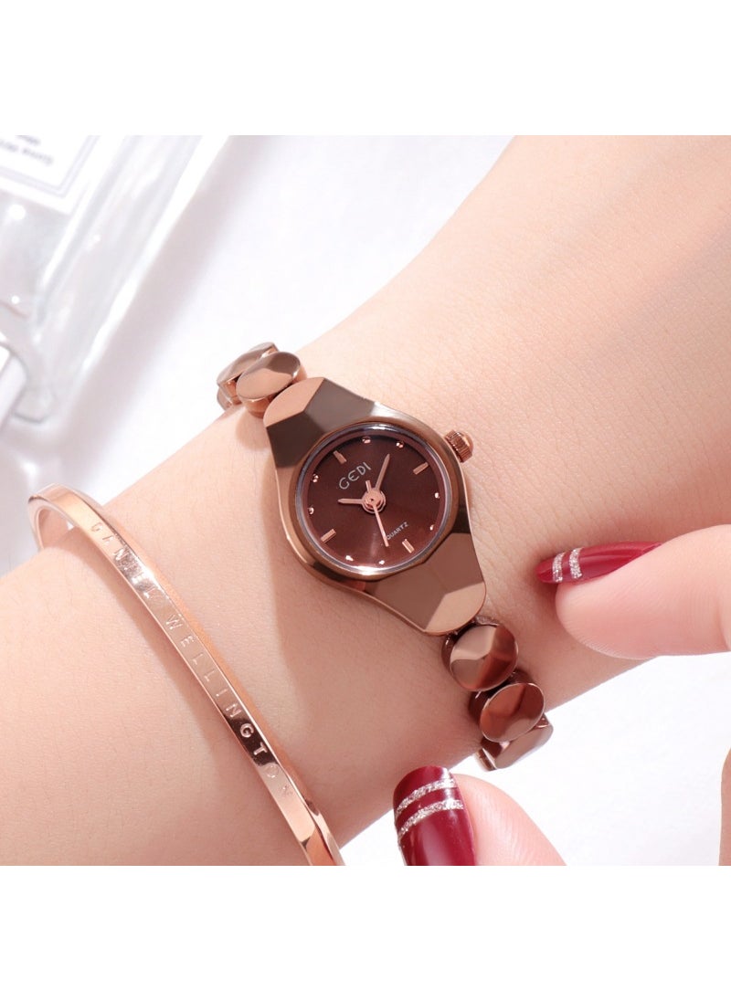 Chic Mini Quartz Wristwatch for Women Rose Gold Shell Black