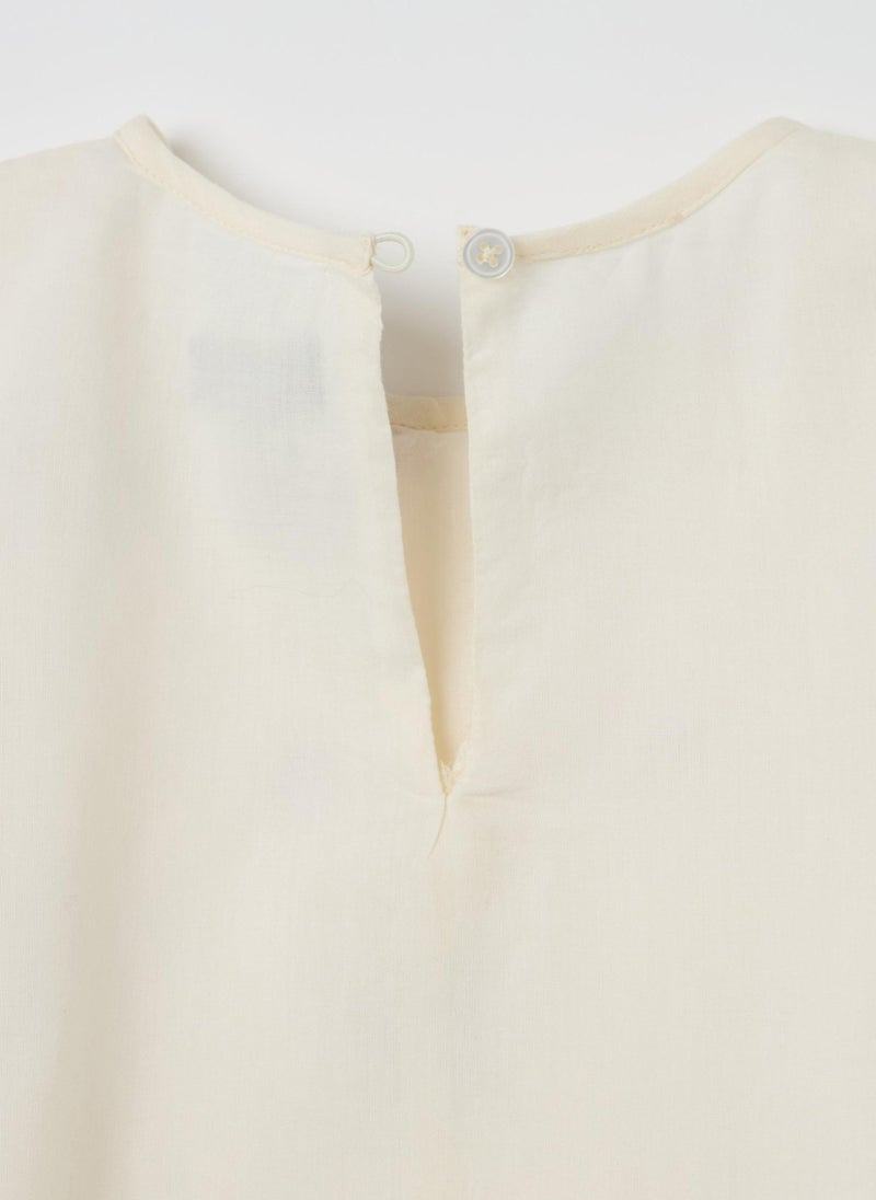 Blouse With Small Flowers Embroidery