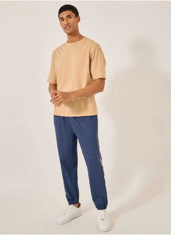 Side Tape Mid Rise Relaxed Fit Joggers