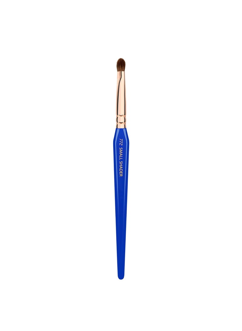 Bdellium Tools Professional Makeup Brush - Golden Triangle 772 Small Shader - With All Vegan and Soft Synthetic Fibers, For Precise & Quick Shading (Blue, 1pc)