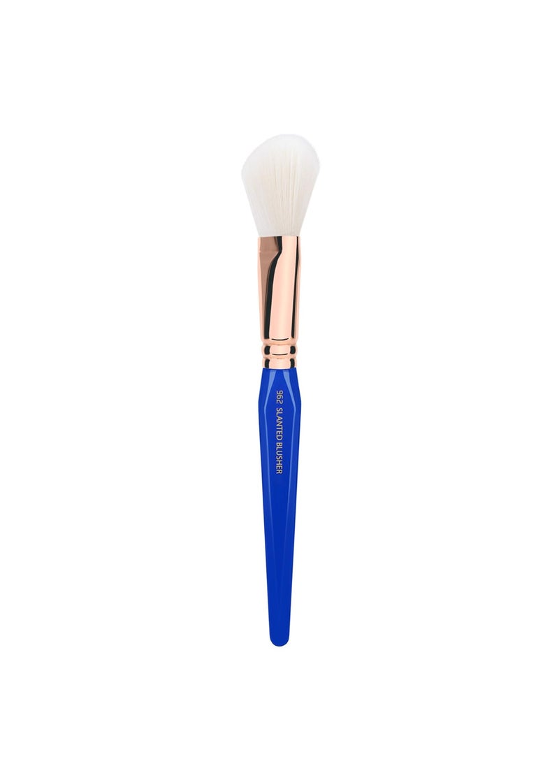 Bdellium Tools Professional Makeup Brush - Golden Triangle 962 Slanted Blusher - With All Vegan and Soft Synthetic Fibers, For Contouring and Highlighting (Blue, 1pc)