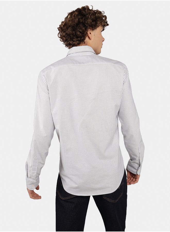 AE Everyday Oxford Button-Up Shirt