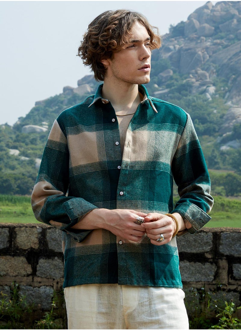 Campus Sutra Men's Emerald Green & Buff Beige Vignette-Checkered Oversized Shirt For Casual Wear | Spread Collar | Long Sleeve | Button Closure | Oversized Shirt Crafted With Comfort Fit For Everyday Wear