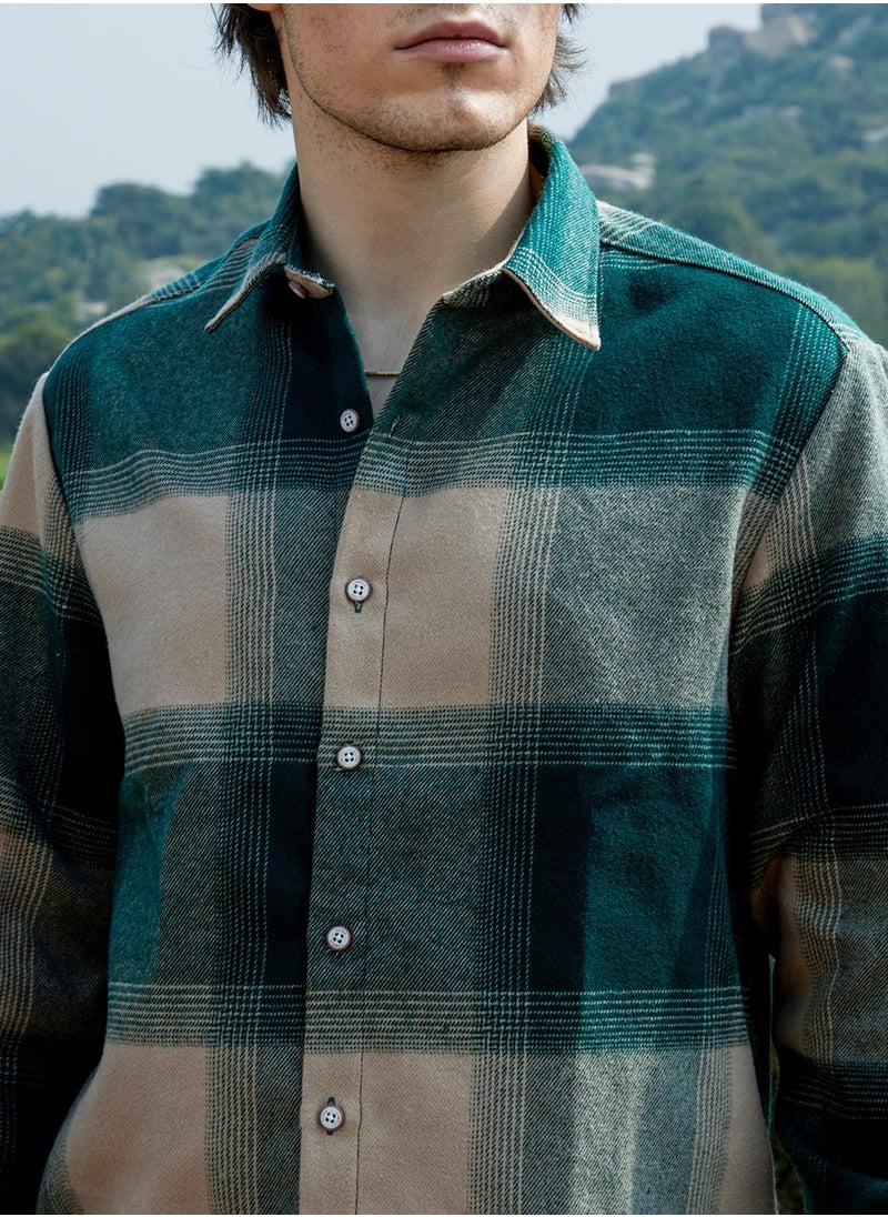 Campus Sutra Men's Emerald Green & Buff Beige Vignette-Checkered Oversized Shirt For Casual Wear | Spread Collar | Long Sleeve | Button Closure | Oversized Shirt Crafted With Comfort Fit For Everyday Wear