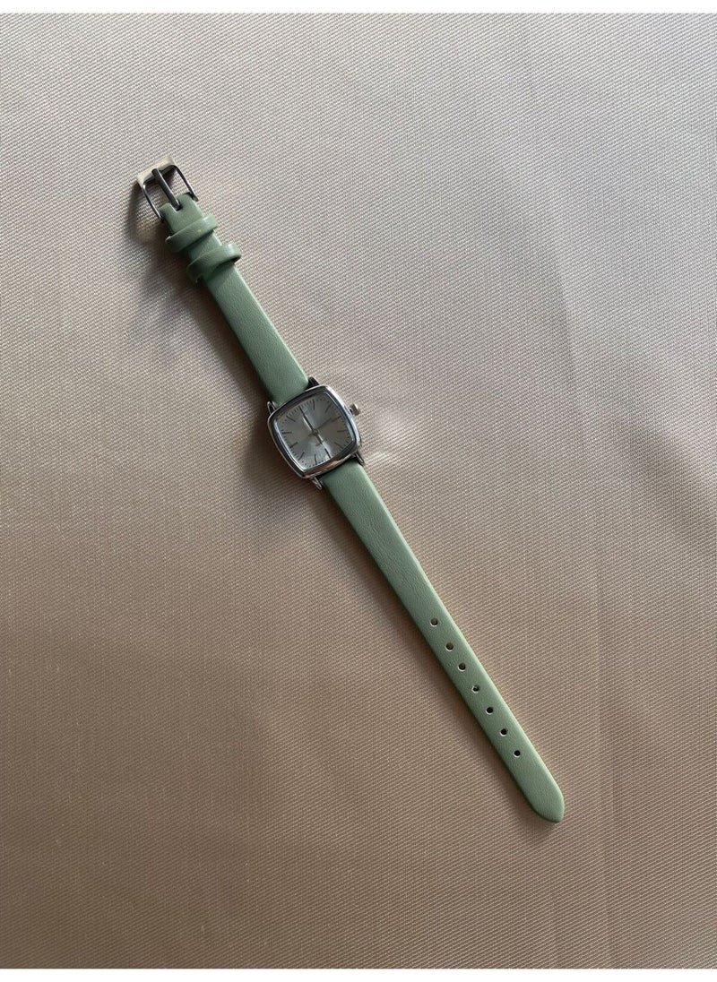 Bs Still Retro Minimal Leather Band Women's Wristwatch
