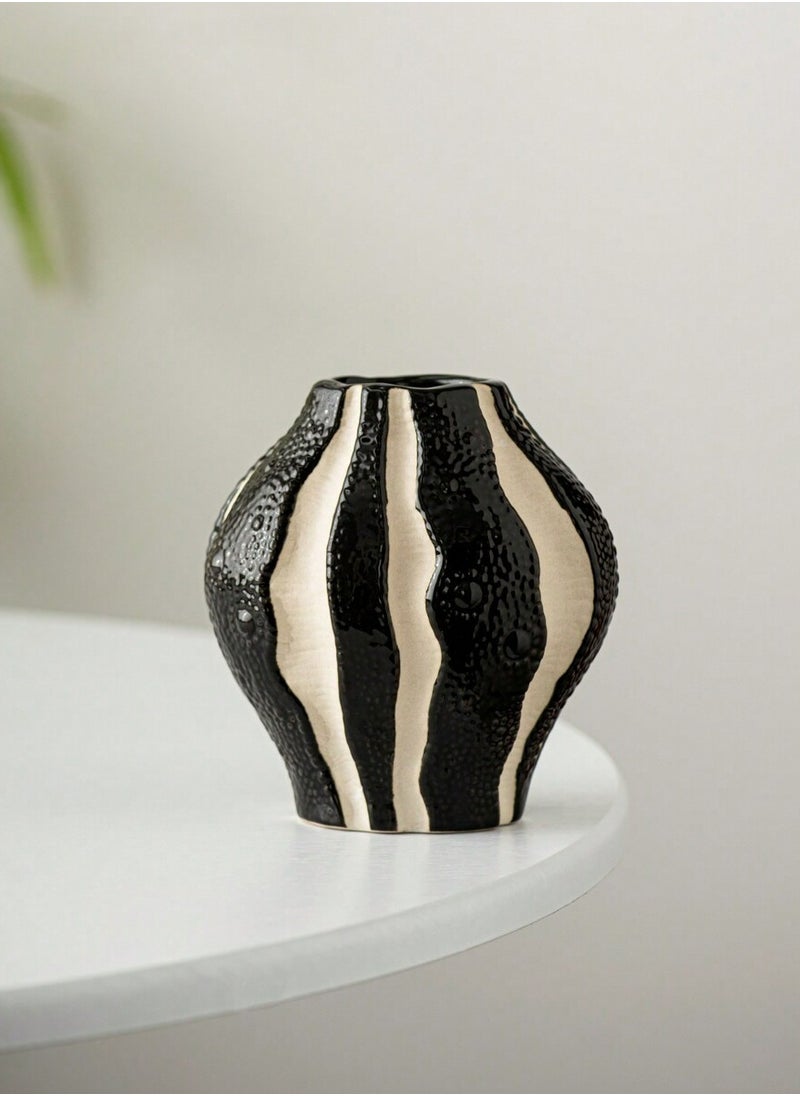 2pc Vertical Striped Ceramic Vase, Black And White, Minimalist Modern Style, Suitable For Weddings, Parties, Home, Desk, Office, Hotel, Living Room, Festival Decor Rama Decoration Rama