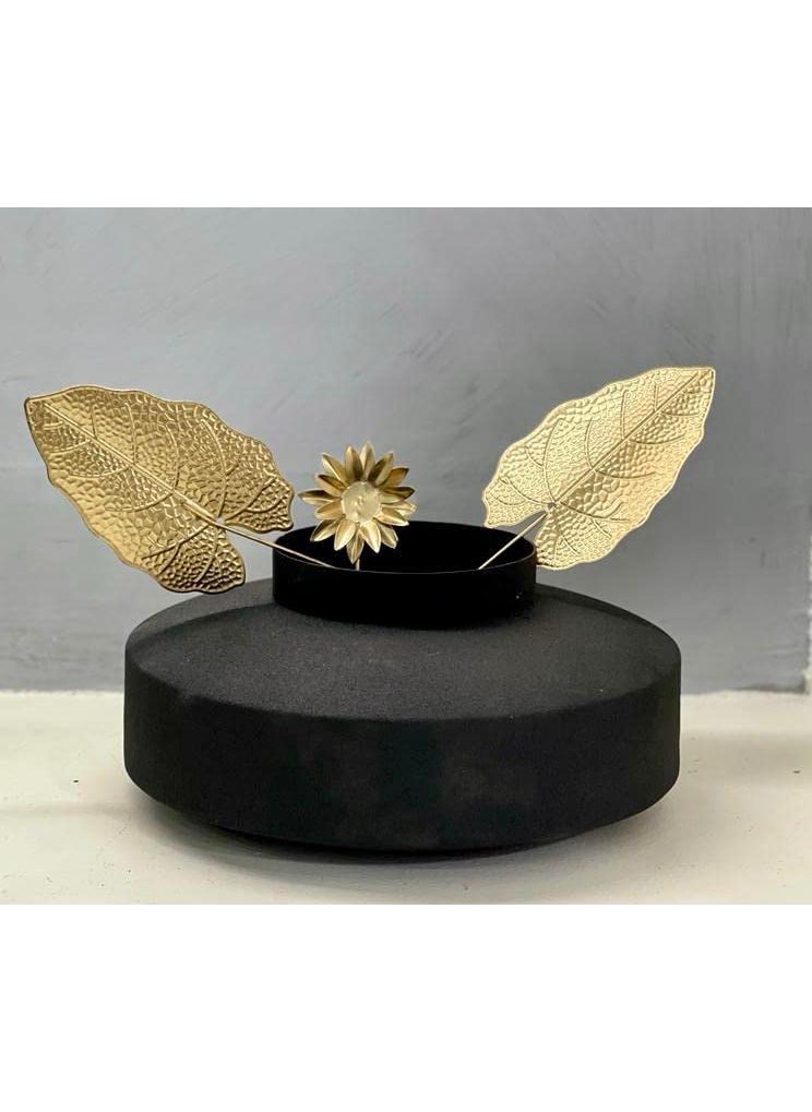 Urban Born Hand Crafted Metal Flower Vases Metal Vase for Weddings Events Decorating Arrangements Flowers Office or Home Decor Textured Black
