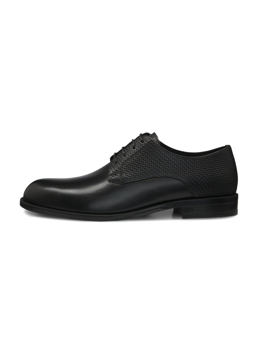 Derby shoes in printed and smooth leather