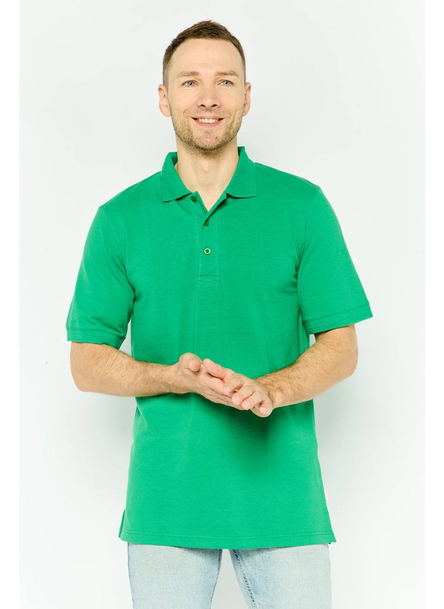 Men Comfort Fit Solid Short Sleeves Polo Shirt, Green