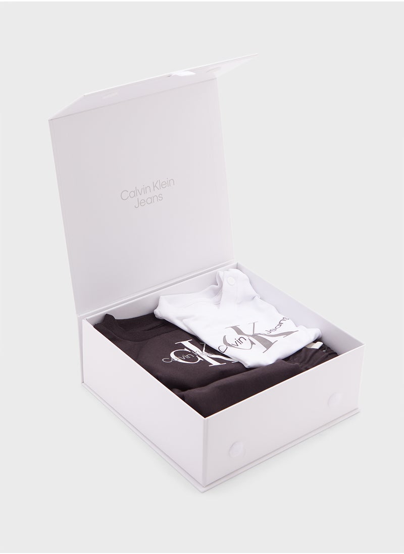 Kids Monogram Starter Gift Set