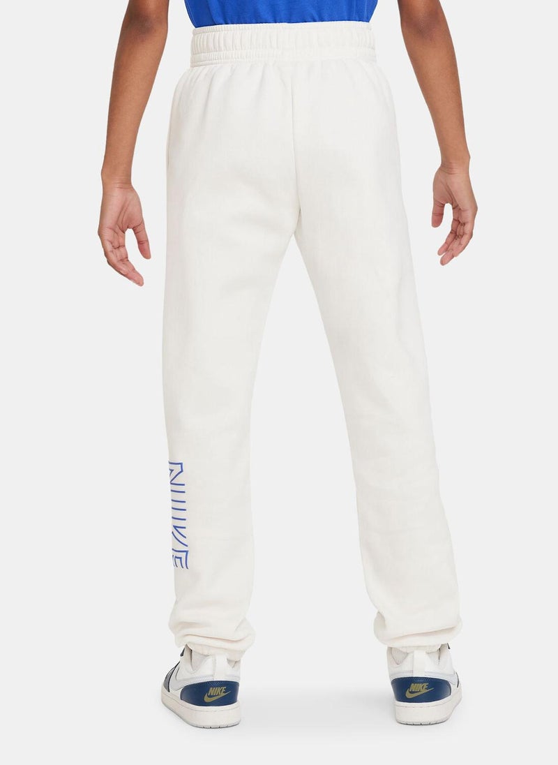 Kids' Sportswear Fleece Pants (Older Kids)