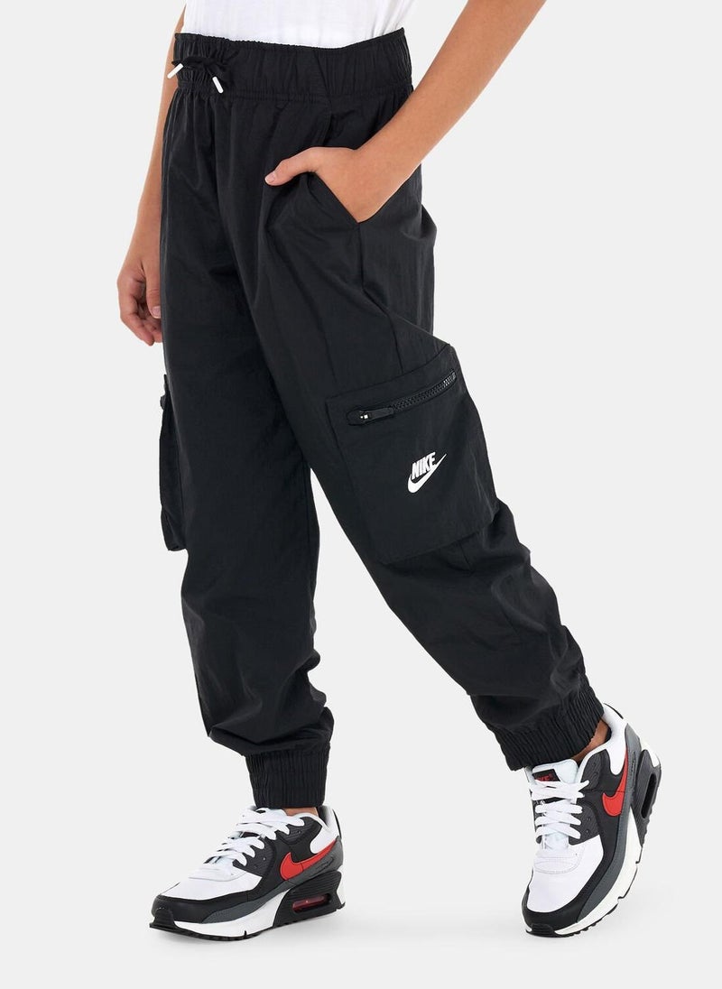 Kids' Sportswear Woven Cargo Pants (Older Kids)