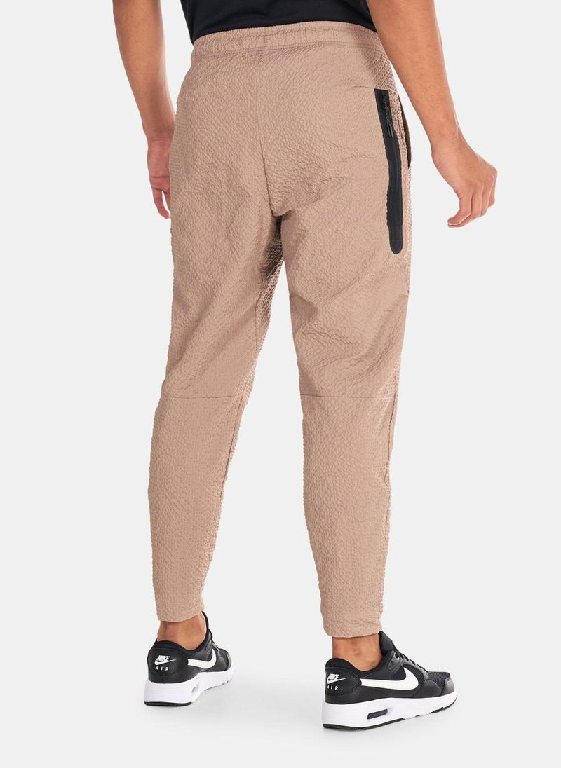 Men's Sportswear Tech Essentials Woven Joggers