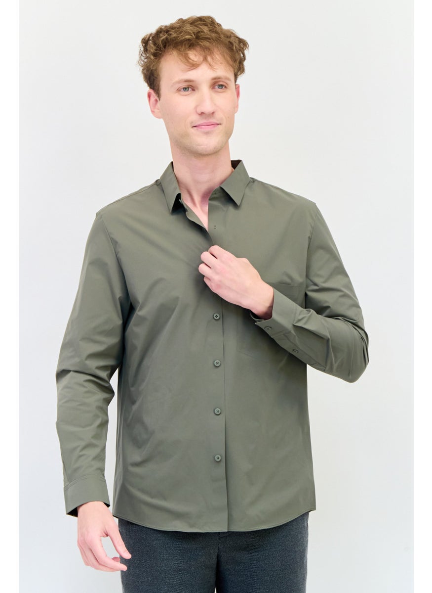 Men Regular Fit Long Sleeves Plain Casual Shirt, Dark Green