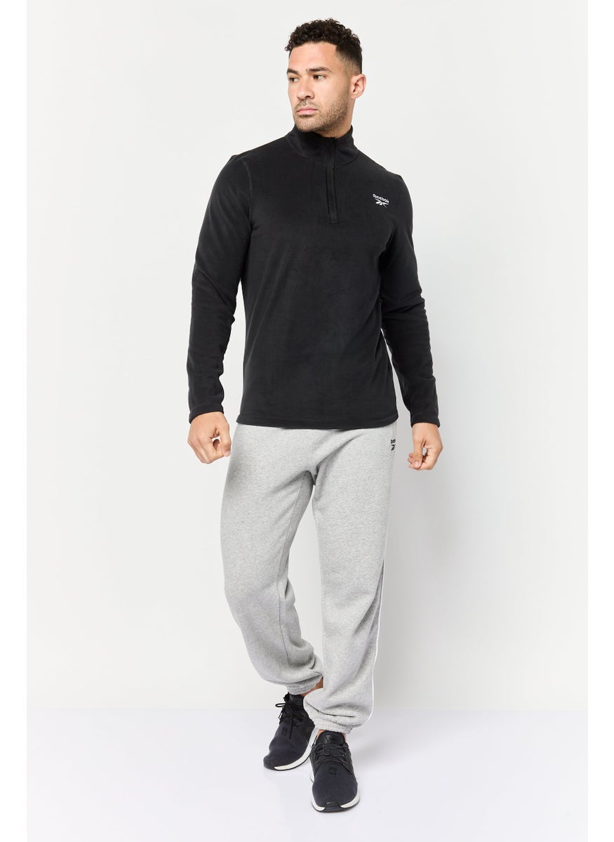 Men Sportswear Fit Long Sleeves Running Sweatshirt, Black