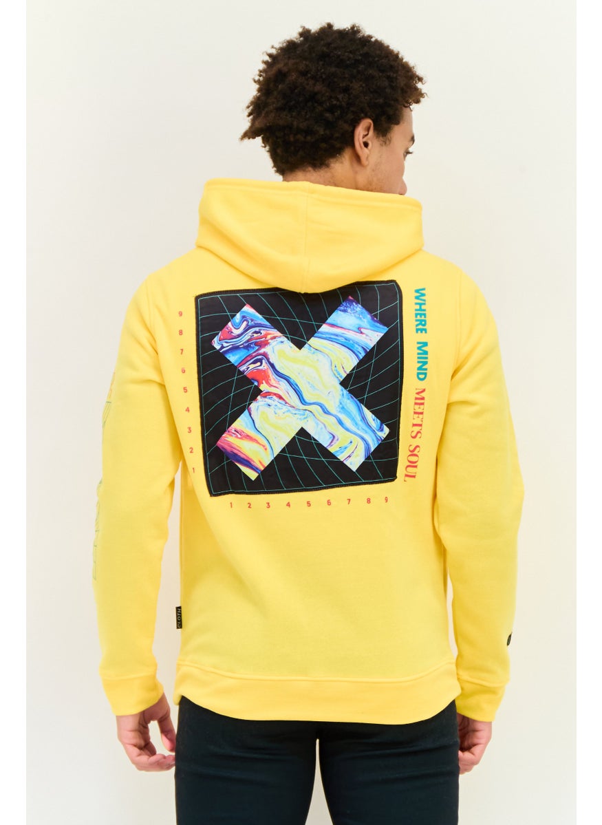 Men Hooded Graphic Print Sweatshirts, Yellow