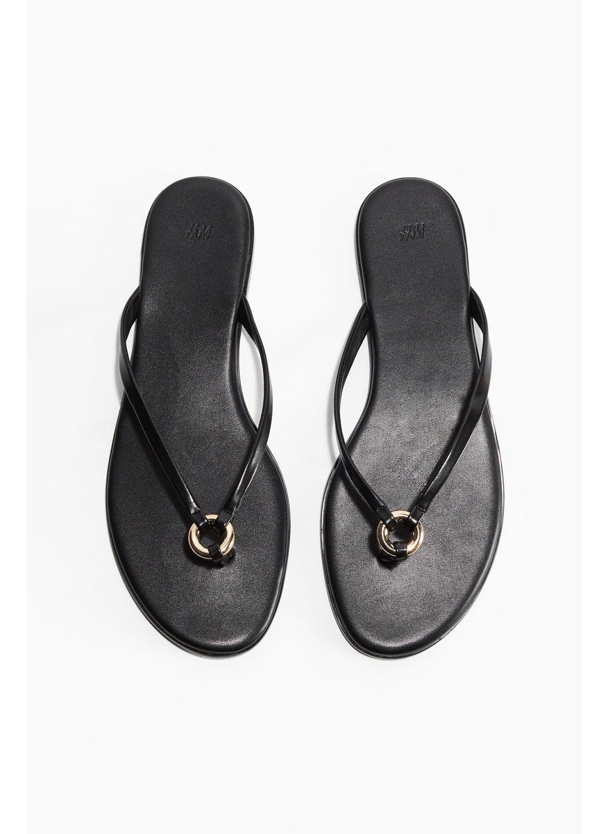 Ring-Detail Flip-Flops