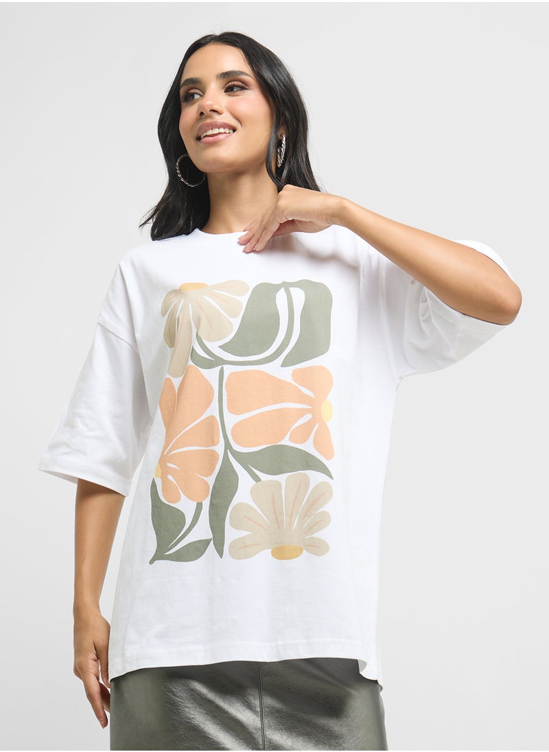 Oversize Floral Graphic T-Shirt