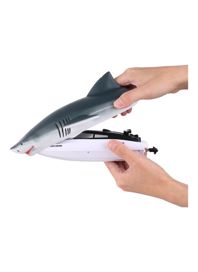 Remote Control 2.4GHz RC Boat Toy with Removable Shark Shell for Kids 27.00 x 14.00 x 18.50cm