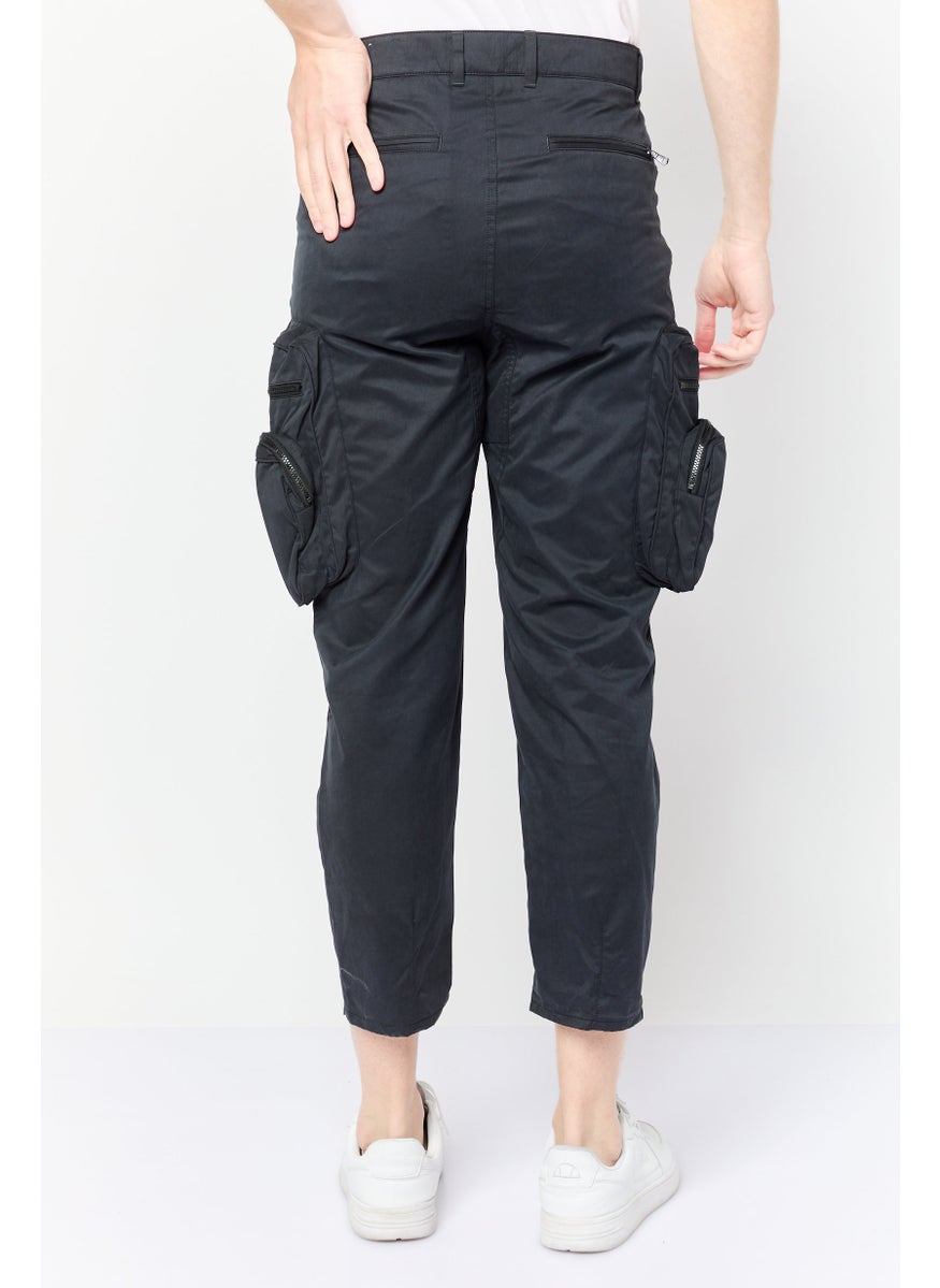 Men Loose Fit Solid Cargo Pants, Navy