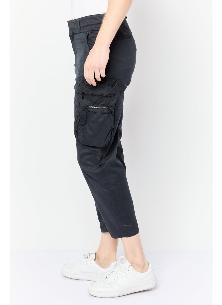 Men Loose Fit Solid Cargo Pants, Navy