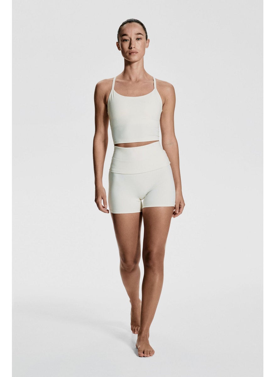 Medium Support Yoga Bra With Softmove™