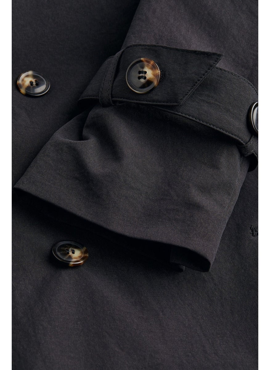 Double-Breasted Trenchcoat