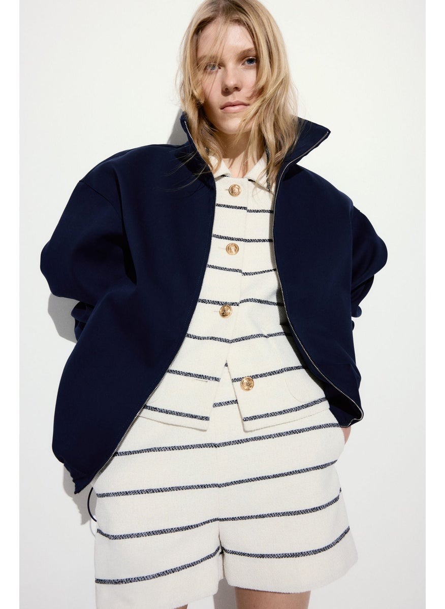 Short-Sleeved Jacket